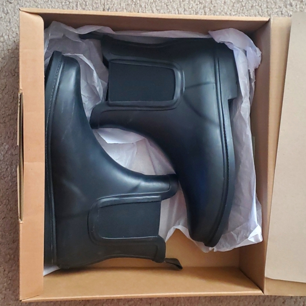 NIB JCrew Chelsea rain boot